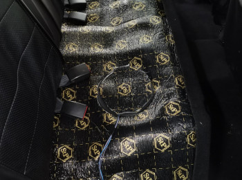 Renault Sandero шумо-виброизоляция